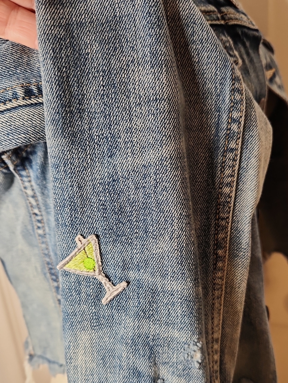 Gorgeous Things Distressed Blue Denim Jacket - See measurements - Picture 9 of 11